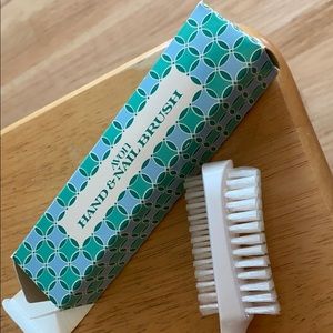 AVON hand and nail brush